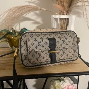 AUTHENTIC VIBTAGE LV DENIM CROSSBODY BAG